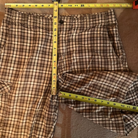 EUC Vintage Condition Timberland Cotton Cargo Shorts, 34 - Picture 3 of 13